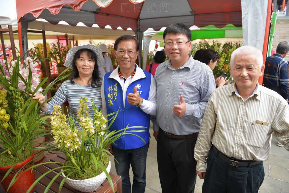 花卉嘉年華蘭鄉報歲‧櫻紅迎春活動文武廟揭幕