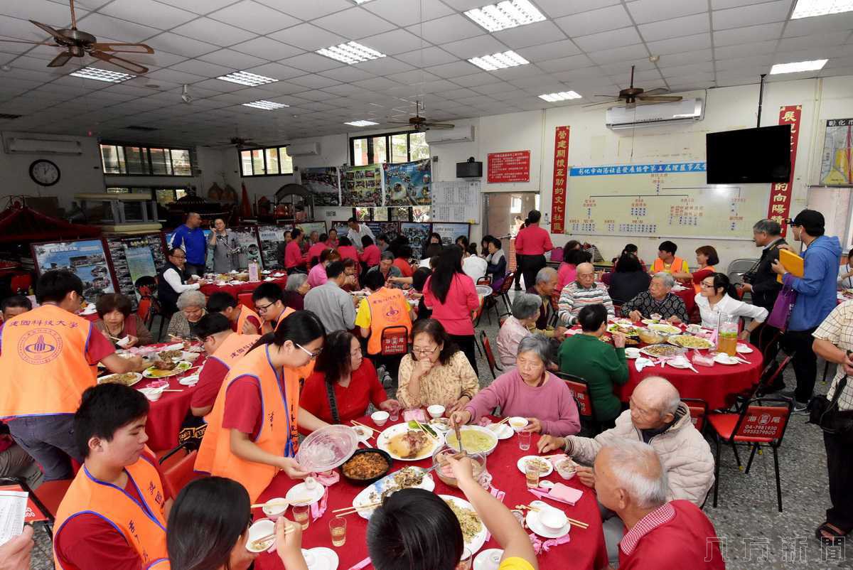 彰縣府結合企業拋磚引玉「餐桌送暖，惜食餐會」公私協力創造社會福利新典範