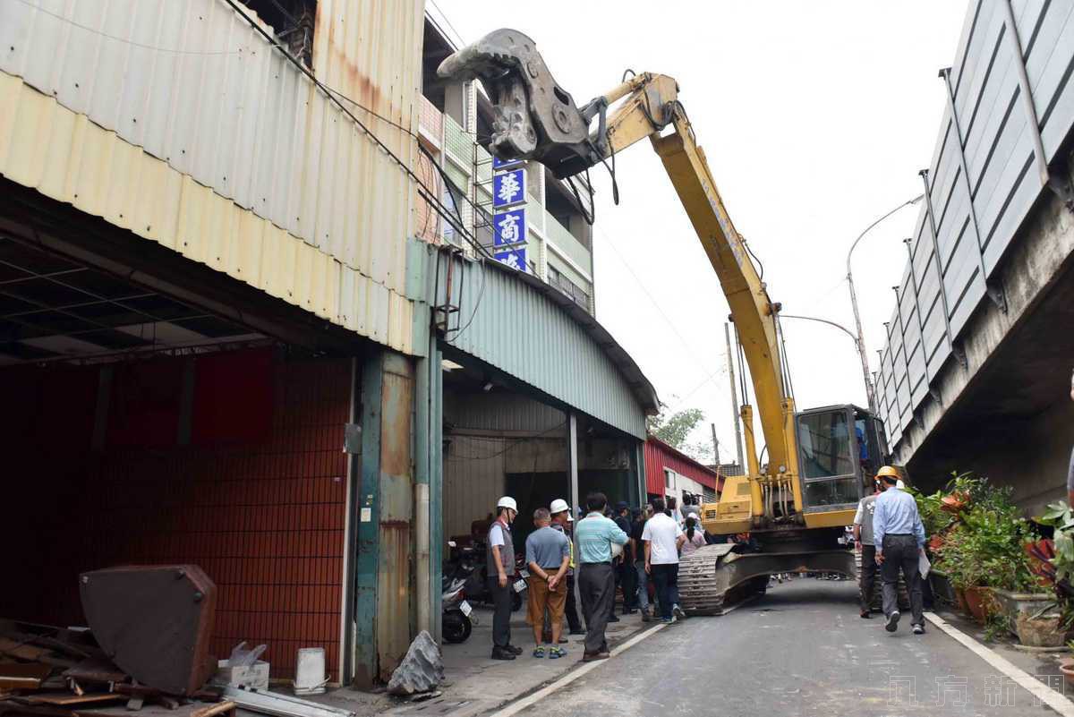 展決心祭鐵腕 韓國瑜率隊拆除違建