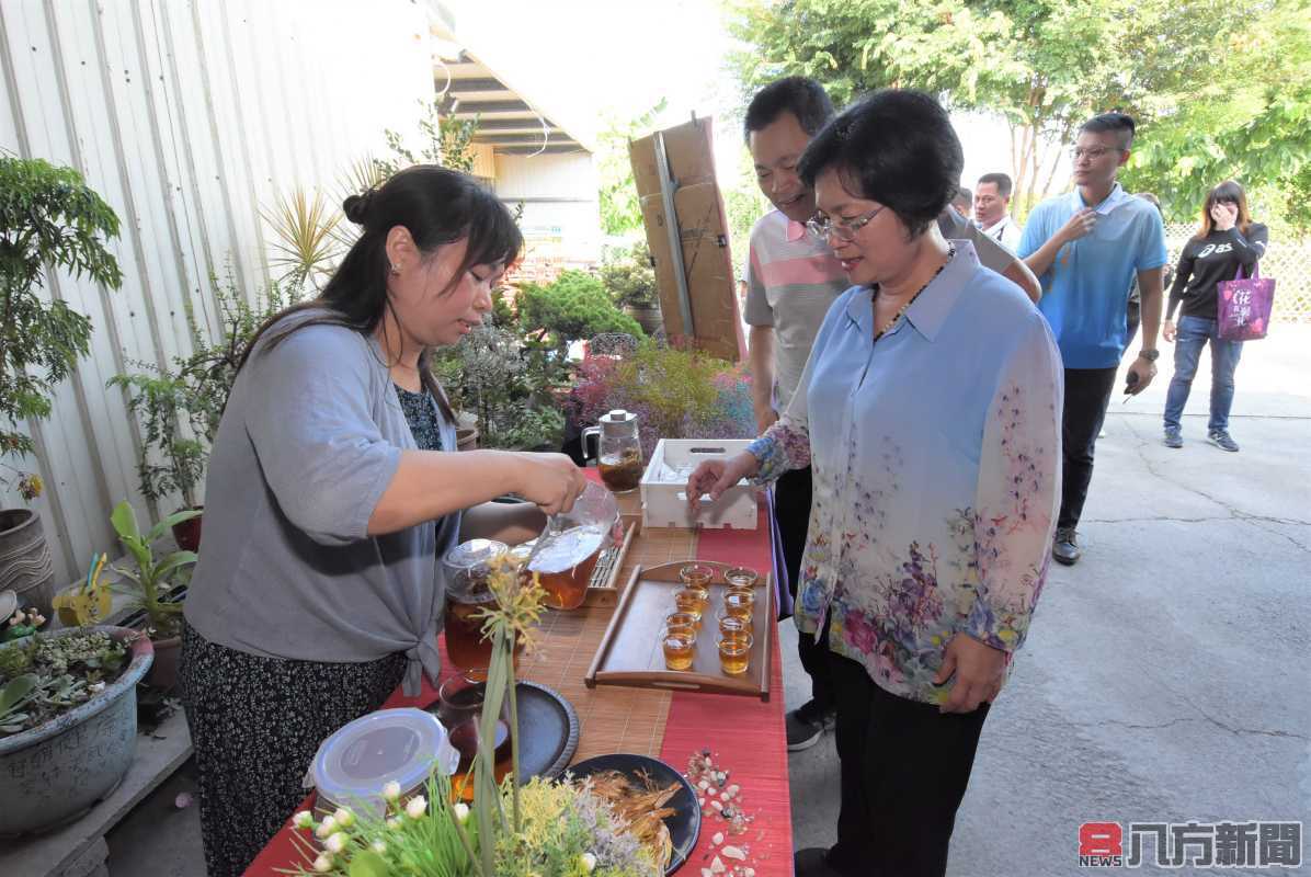 力挺農友 參訪二林鎮竹圍莊菇果園 歡迎拿農遊券來彰化農村遊