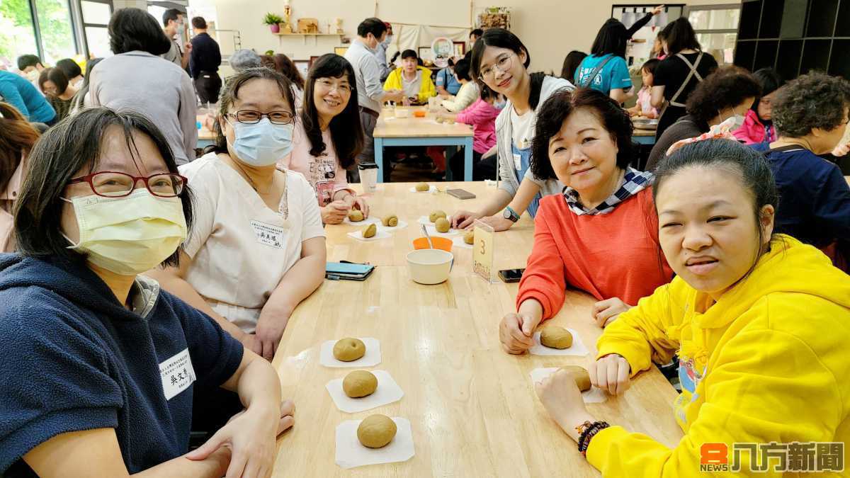 雪白桐花下品饅頭甜在心弱勢病患家庭樂遊寶山新城友善農村