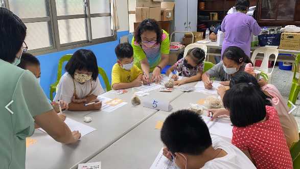 手捏陶藝許心願 救國團邀集社福團體助偏鄉學校圓夢