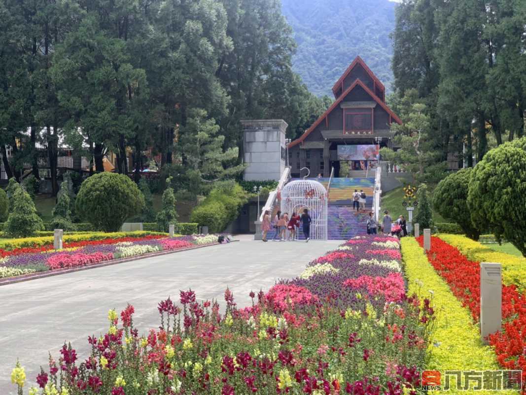 春假四連休 九族文化村萬坪薰衣草花園萬紫千紅迎賓接客