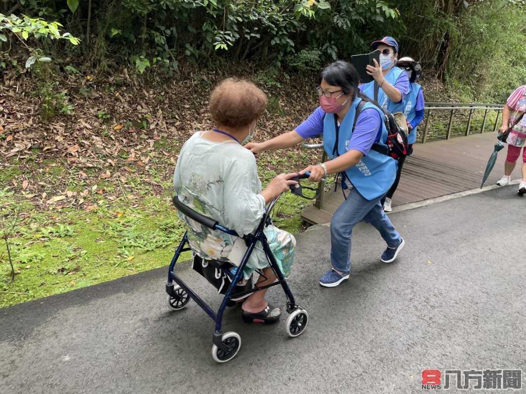 投縣救國團舉辦公益之旅 攜生命鬥士快樂出遊