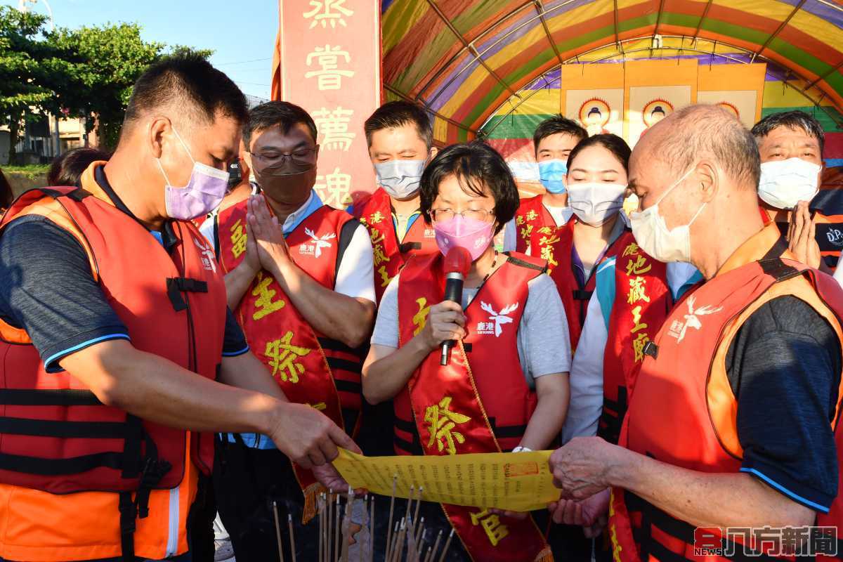 鹿港地藏王廟放水燈 重現鹿港風華祭水靈