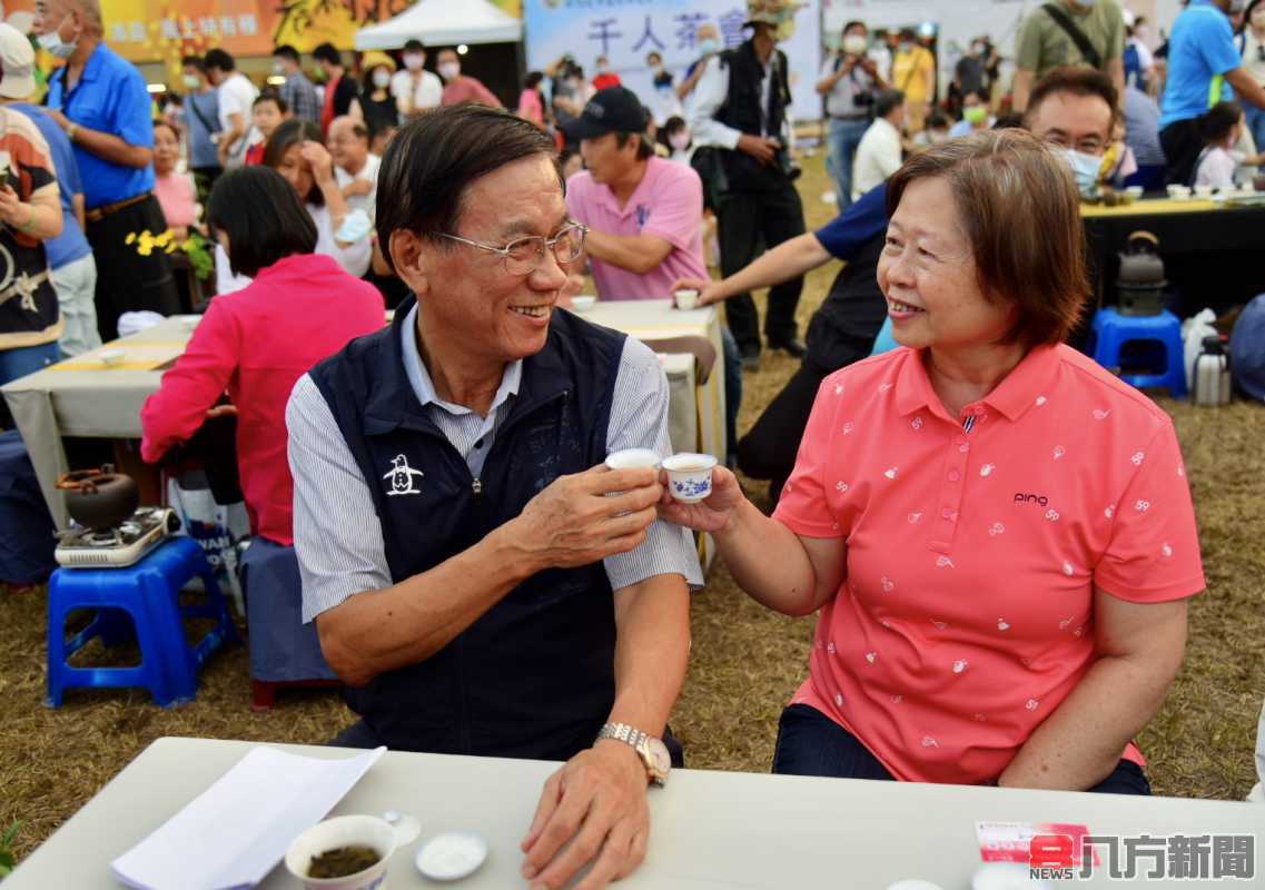 南投茶博會千人茶會盛大 350茶席逾2000人共享茶香