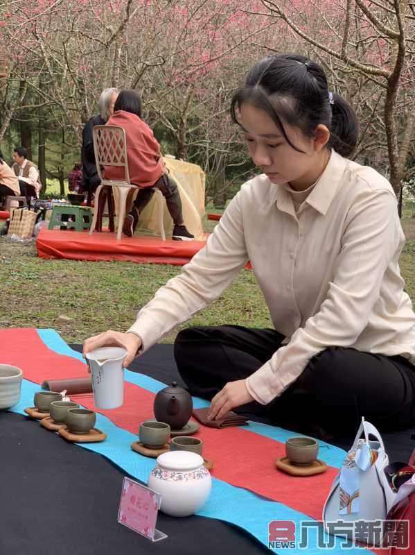 小小茶師12年後化身妙齡茶師續茶緣