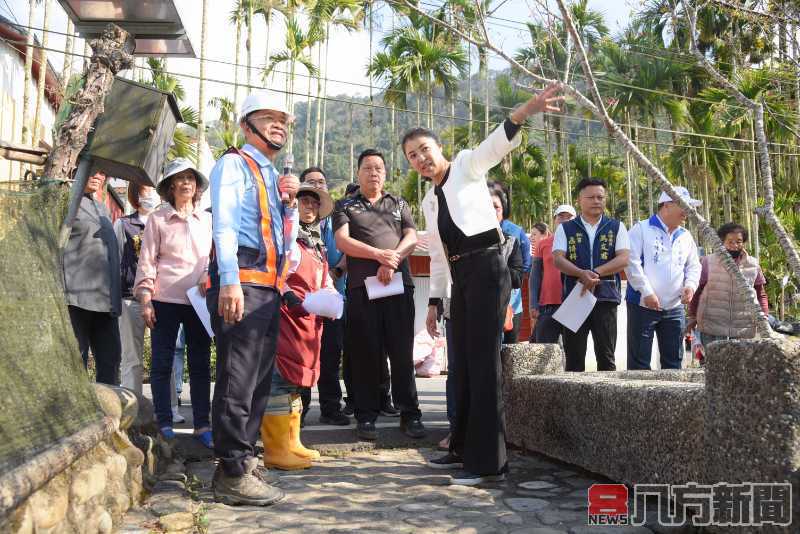 柏油路重鋪正熱著 許淑華到場會勘民眾暖心