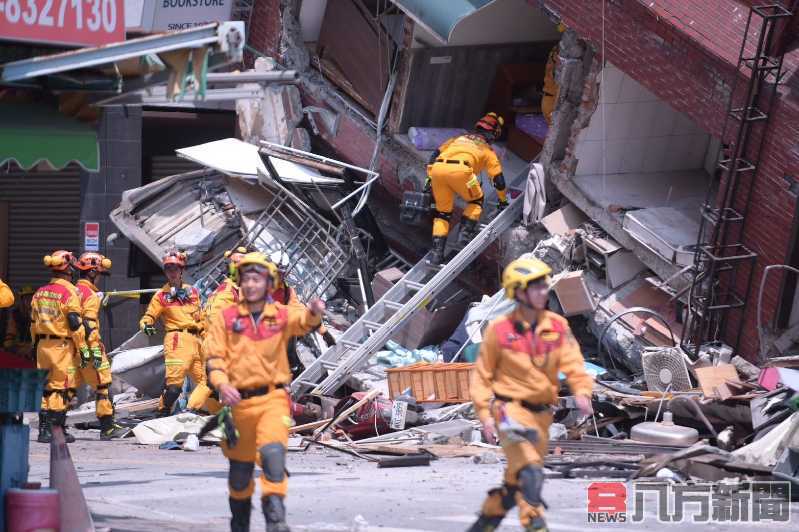 餘震不斷 縣長徐榛蔚提醒民眾遠離天王星大樓及其他傾斜危險建築物