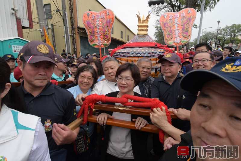 大甲媽抵達彰化 縣長王惠美接駕