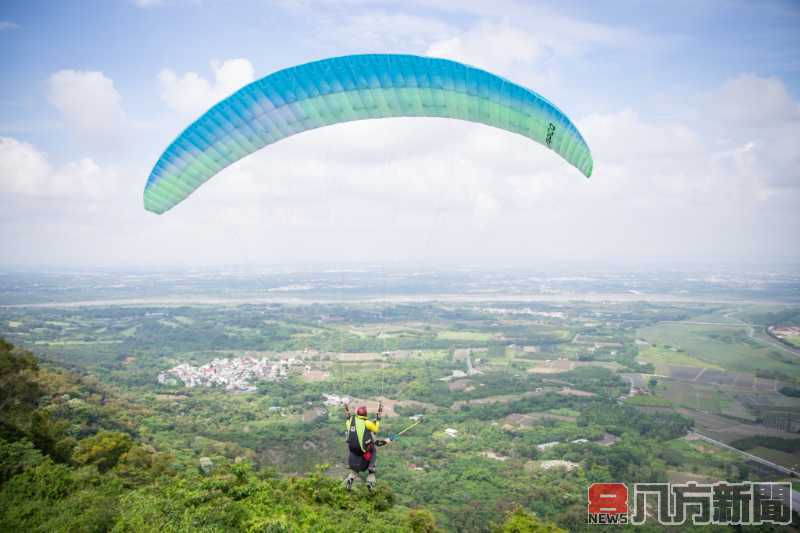 屏東「超遊感」！秒殺遊程「3D陸海空體驗」暑假登場