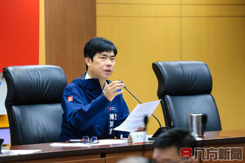 高雄龍德東路近完工 陳其邁指示各局處進行整體交通及景觀規劃加強行車動線宣傳