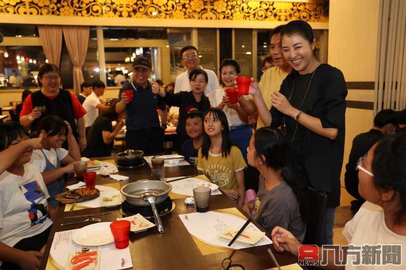 南投之光：合唱團奏響台灣之聲 許縣長兌現承諾