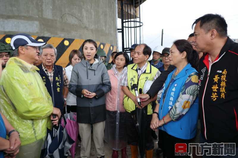 凱米颱風造成多處災情 許縣長埔里勘災