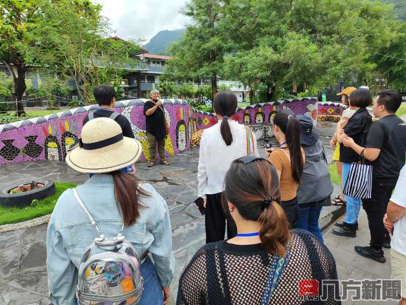 青年出走南方 工作假期搭建部落書屋 扎根閱讀的種子