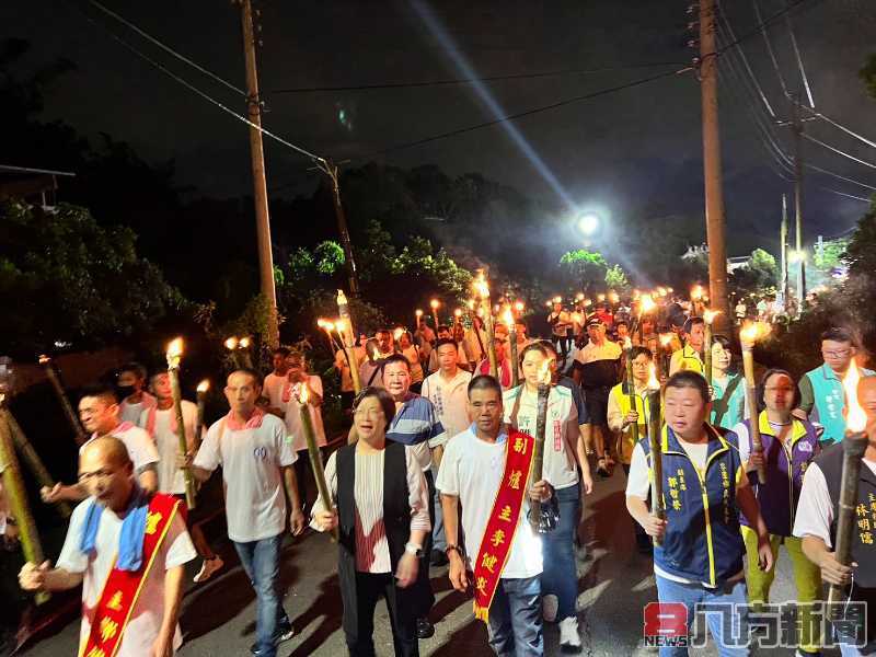 百年傳統芬園寶藏寺慶讚中元 放水燈祭水靈祈平安