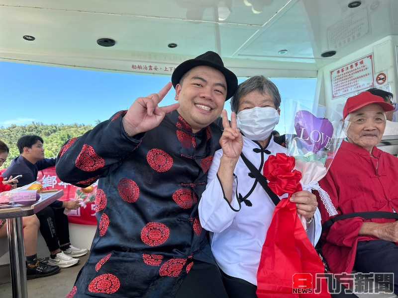 華山基金會牽手長輩走入日月潭 88歲劉阿公感動流淚