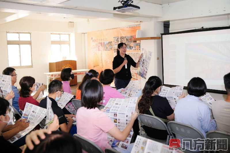 屏東東港迎王平安祭典 提供外語諮詢「說英語嘜也通」