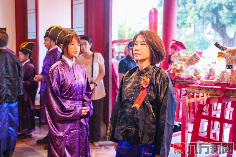 祭孔大典屏東書院登場 外籍生扮禮生體驗古禮