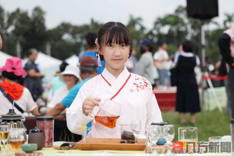 許淑華、韓國瑜共襄盛舉 南投千人茶會引領茶文化新風潮