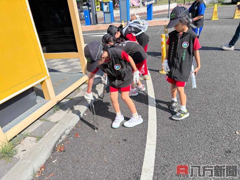 屏縣小小稽查員踐行環境保護行動 倡議「減菸蒂 愛環境」