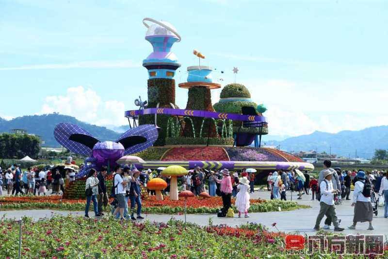 2024新社花海開幕 太空花境引領花海新時代