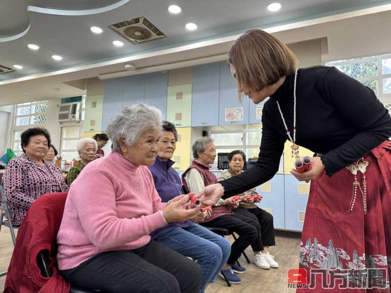 脫殼自在迎新春 靈鷲山心道法師祝福諸事共好