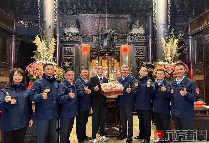 北港朝天宮捐贈媽祖海巡小神衣御守 庇佑中部海巡與民眾
