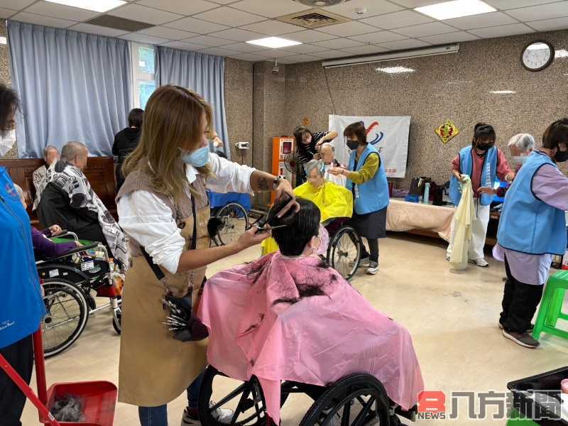 救國團功能性服務隊辦理「扶弱送愛、傳愛台灣」安養院義剪活動