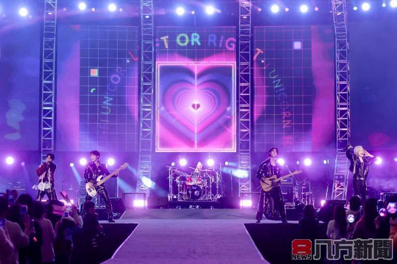 唱足四小時UP創紀錄 韓流「FNC BAND KINGDOM」家族演唱會連唱兩天