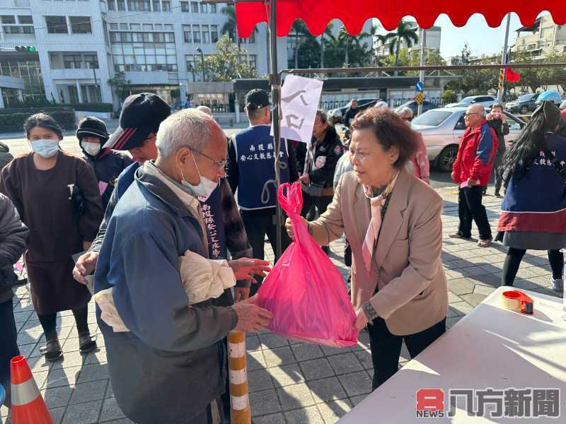 南投縣救國團攜手安心文教慈善會寒冬送暖 關懷弱勢