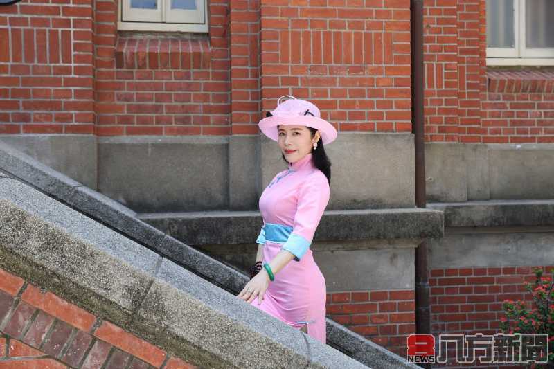 旗袍藝術進地鐵 北京巡展驚艷眾人