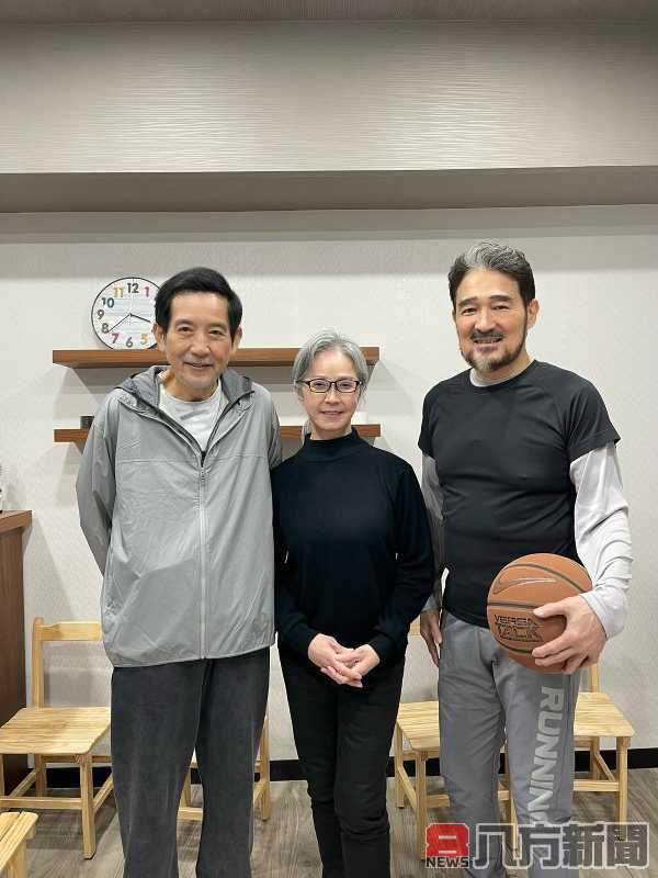 對戲雀躍不已 李璇見到本尊也讚秦漢「一直都那麼的帥氣有型」
