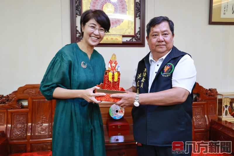 白沙屯媽祖駐駕南投露曙光 縣長許淑華親赴苗栗謝神恩