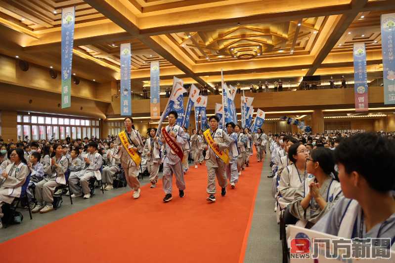 中台禪寺小星辰兒童禪修營重啟始業 許縣長出席祝福