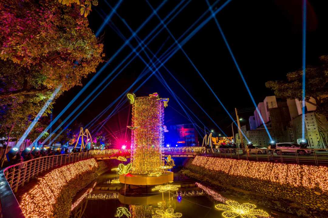 屏東燈節美學爆發 氣勢磅礡 被封為台灣春節賞燈首選-圖片1