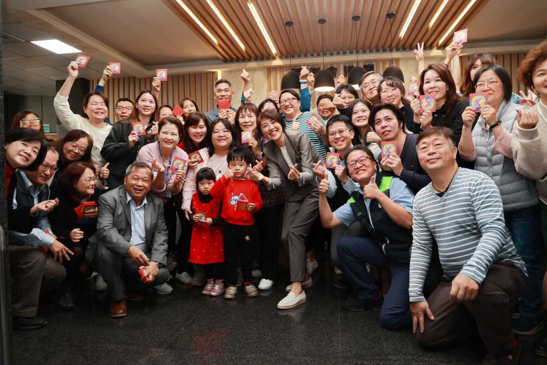 春節前夕發給小紅包 縣長許淑華祝大家新春行大運-圖片2