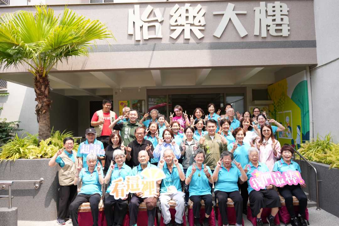 屏東市金泉里、瑞光里社區照顧關懷據點歡喜揭牌 周縣長鼓勵長輩多外出參與活動-圖片1