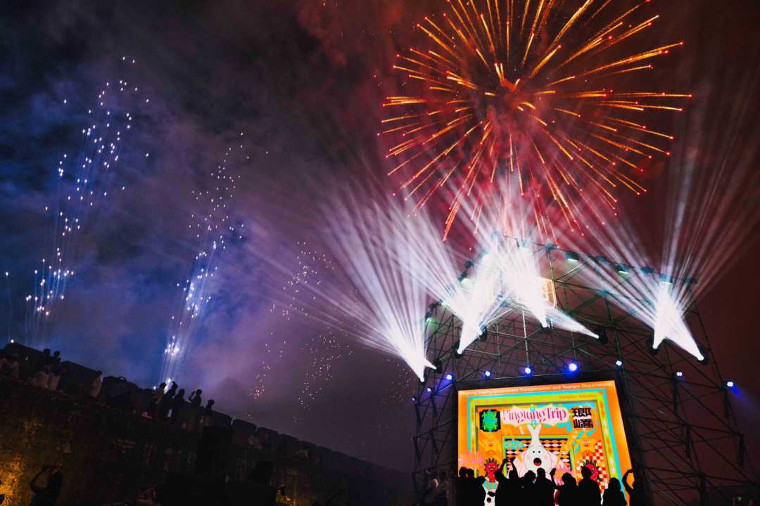 「2026南國國際生活節」妖怪馬戲團踩街掀高潮 單日破萬人湧入恆春古城-圖片1