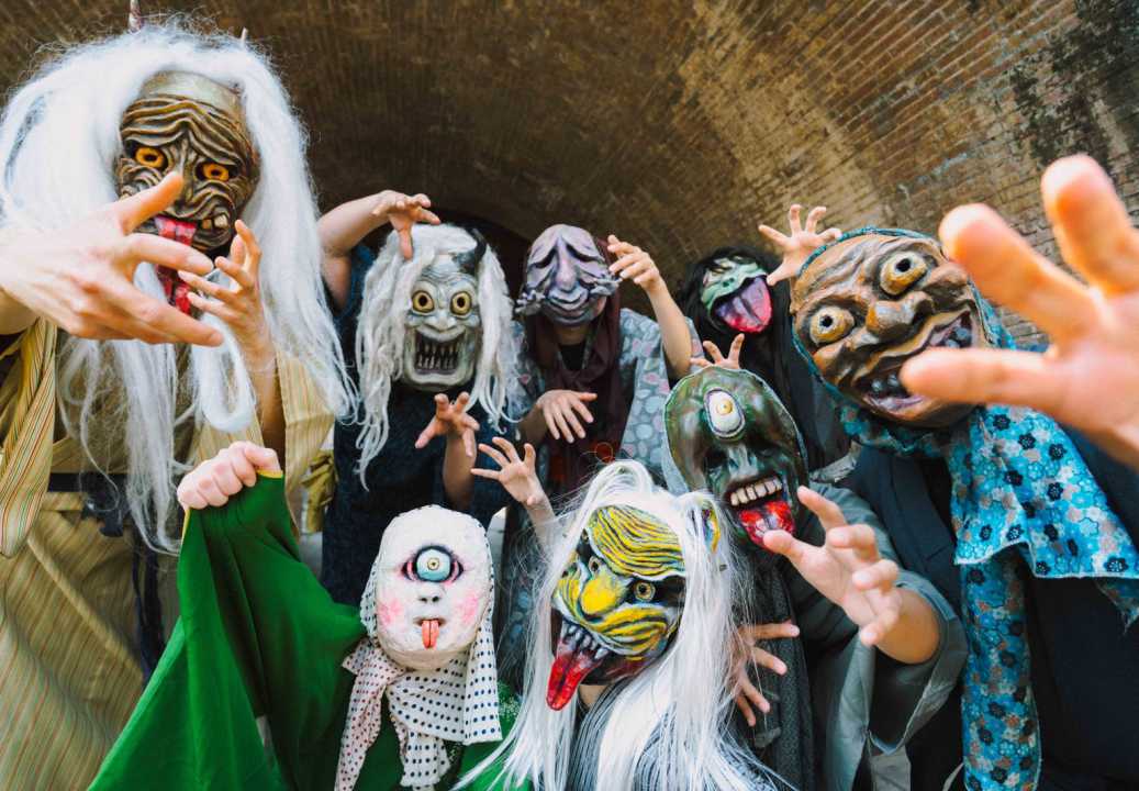 「2026南國國際生活節」妖怪馬戲團踩街掀高潮 單日破萬人湧入恆春古城-圖片2