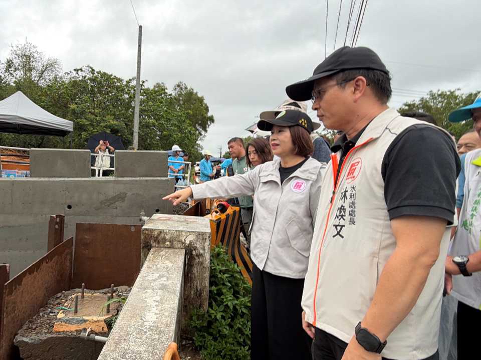 強降雨高風險期 周縣長視察萬巒、185縣道防汛工程-圖片1